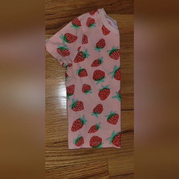 Old Navy Vintage Child's Strawberry Top Shirt - Picture 4 of 5